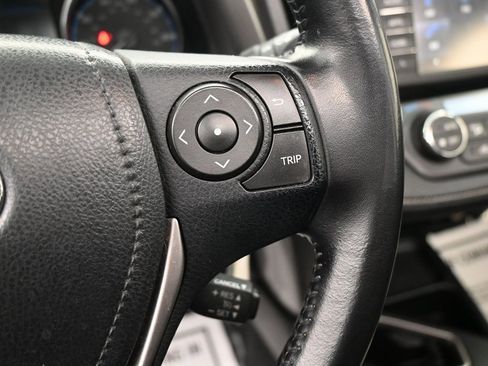 Used 2016 Toyota RAV4 XLE image 19