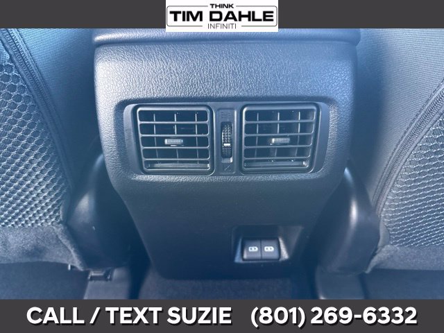 Used 2023 Toyota 4Runner SR5 AWD/4WD image 17