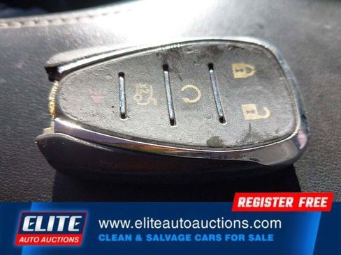 Used 2016 Chevrolet Camaro LT image 22