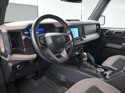 Certified 2023 Ford Bronco Wildtrak AWD/4WD image 17