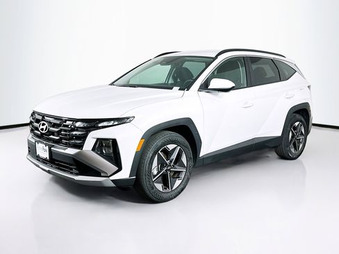 Used 2025 Hyundai Tucson SEL FWD image 3