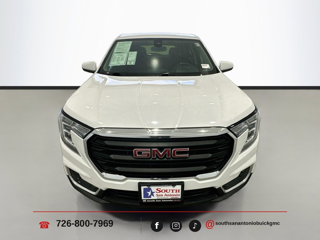 Certified 2022 GMC Terrain SLE FWD image 2