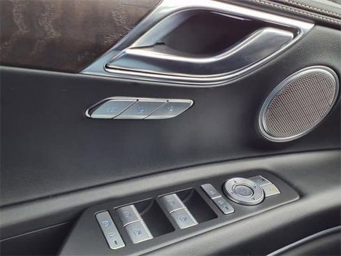 Used 2024 Genesis GV80 3.5T w/ Prestige Package image 19