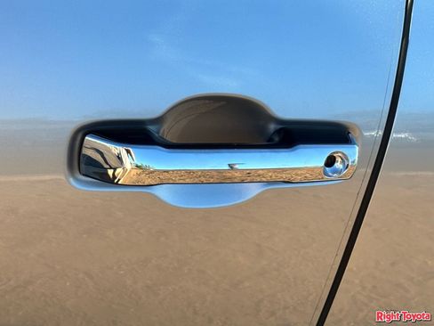 Certified 2025 Toyota Sequoia Capstone AWD/4WD image 10