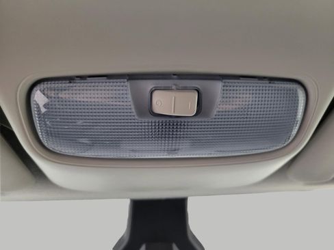 Used 2019 Ford Transit Connect XL FWD image 18
