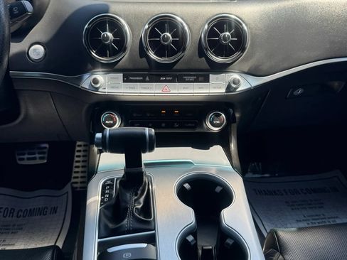 Used 2018 Kia Stinger GT1 AWD/4WD image 51