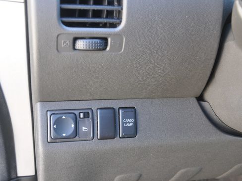 Used 2006 Nissan Frontier SE w/ (P01) Power Pkg RWD image 12