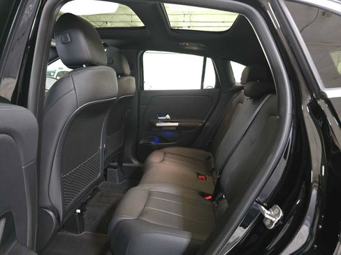 Certified 2025 Mercedes-Benz GLA 250 4MATIC image 16