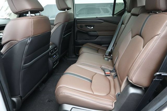 New 2026 Honda Pilot Touring image 10