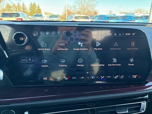 New 2026 Chevrolet Traverse RS image 23