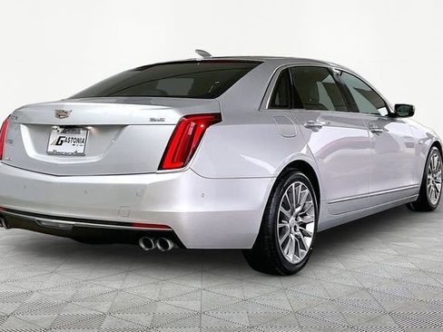Used 2018 Cadillac CT6 Luxury image 5