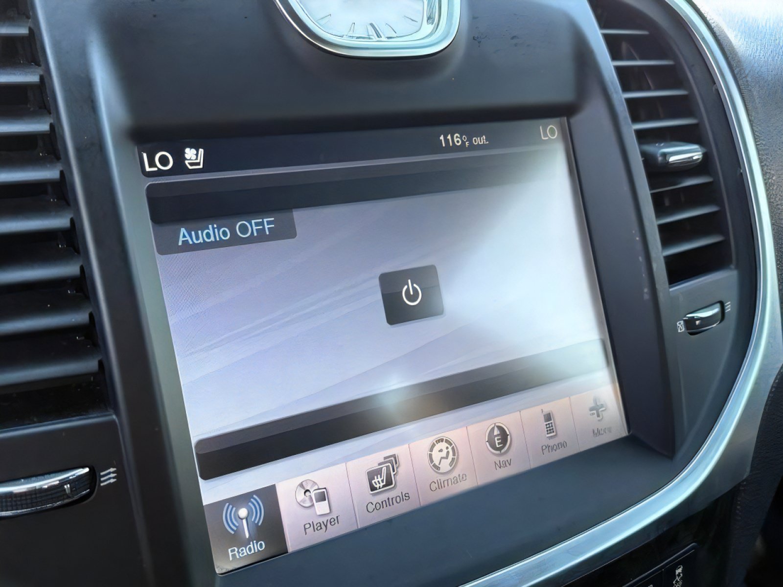 Used 2011 Chrysler 300 C RWD image 24