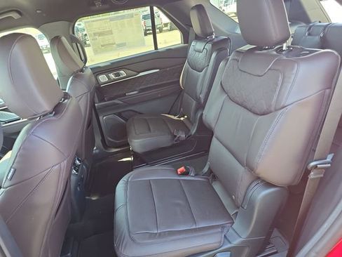 New 2026 Ford Explorer Platinum w/ LUX Leather Package AWD/4WD image 22