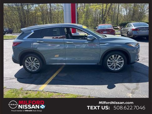 Used 2023 INFINITI QX50 Luxe AWD/4WD image 6