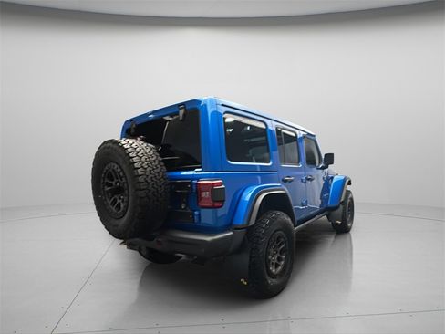 Used 2022 Jeep Wrangler Unlimited Rubicon w/ Xtreme Recon 35" Tire Package image 7