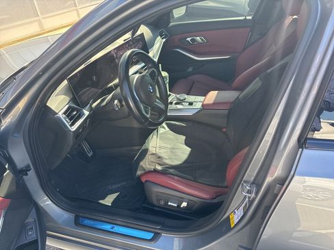 Used 2023 BMW 330i Sedan w/ M Sport Package image 8