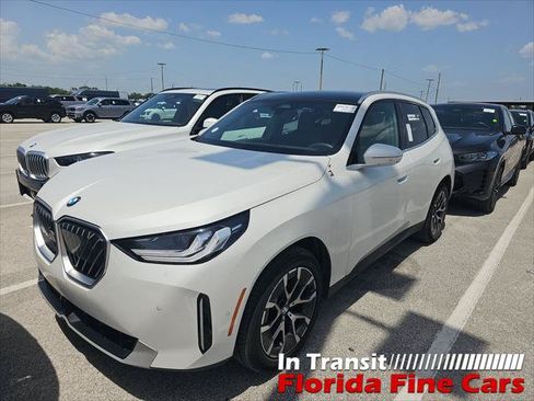 Used 2025 BMW X3 xDrive30i w/ Premium Package AWD/4WD image 2