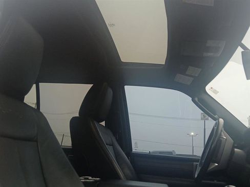 Used 2017 Ford Expedition EL Platinum AWD/4WD image 12