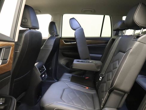 Certified 2026 Volkswagen Atlas SE AWD/4WD image 17