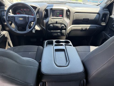 Used 2022 Chevrolet Silverado 1500 Custom RWD image 13