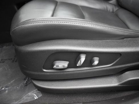 Used 2020 Cadillac XT6 Premium Luxury image 12