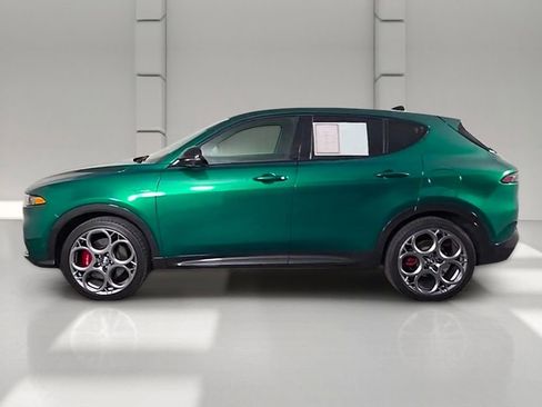 Used 2024 Alfa Romeo Tonale Veloce AWD/4WD image 47