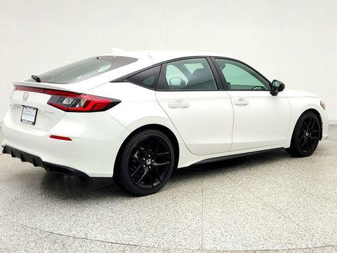 Used 2025 Honda Civic Sport image 5