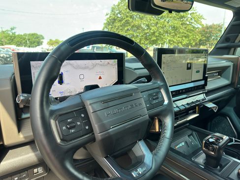 Used 2024 GMC Hummer EV 3X AWD/4WD image 20