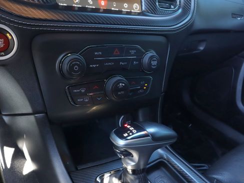 Used 2022 Dodge Charger SRT Hellcat w/ Harman/Kardon Audio Group image 15