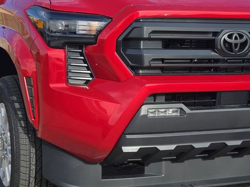 New 2026 Toyota Tacoma SR5 image 10