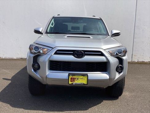 Certified 2023 Toyota 4Runner TRD Off-Road Premium AWD/4WD image 18