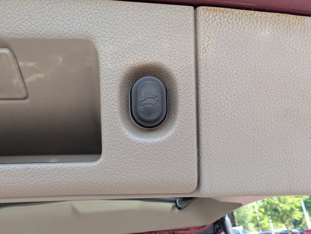 Used 2018 Chevrolet Tahoe LT AWD/4WD image 21