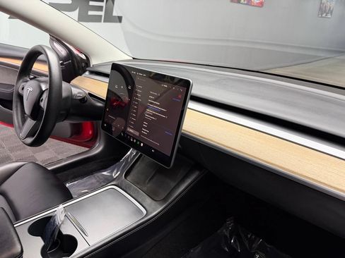 Used 2023 Tesla Model 3 Standard Range RWD image 47