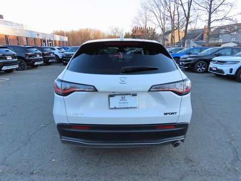 Certified 2023 Honda HR-V Sport image 5