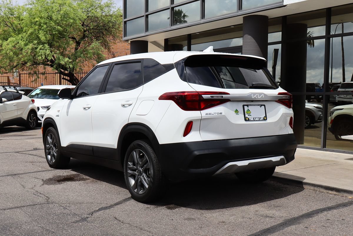 Used 2023 Kia Seltos LX AWD/4WD image 9