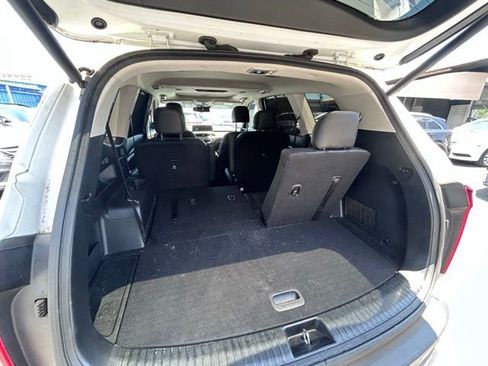 Used 2022 Kia Telluride EX w/ EX Premium Package FWD image 14