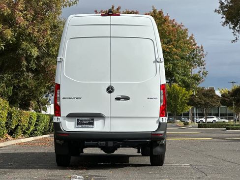 New 2026 Mercedes-Benz Sprinter 2500 image 4