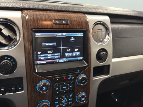 Used 2013 Ford F150 Lariat w/ Luxury Equipment Group AWD/4WD image 22