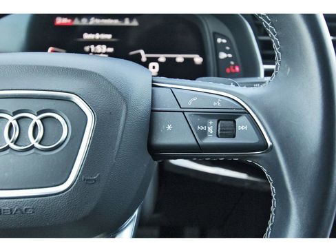 Used 2025 Audi Q7 3.0T Premium Plus image 16