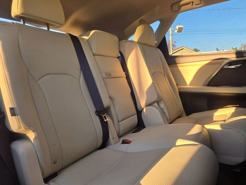 Used 2020 Lexus RX 350L Premium w/ Premium Package image 17