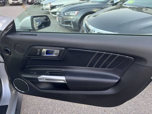 Used 2018 Ford Mustang GT Premium RWD image 11