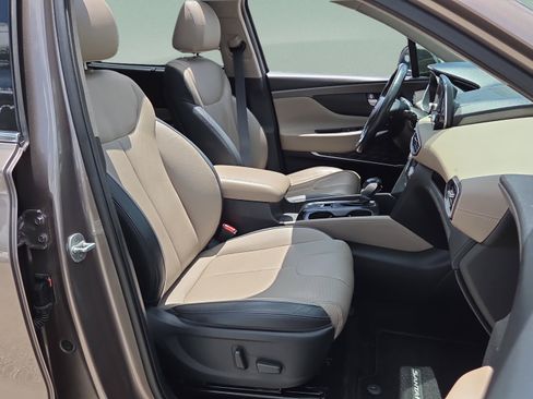 Used 2020 Hyundai Santa Fe Limited FWD image 18