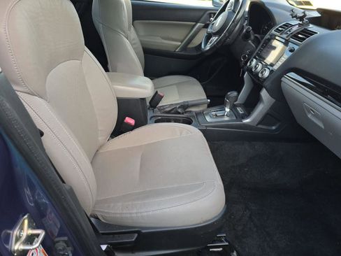 Used 2017 Subaru Forester 2.5i Limited image 9