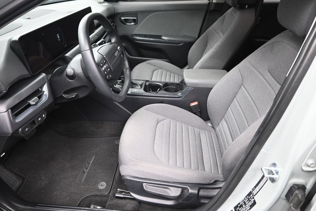 Certified 2025 Kia K4 EX FWD image 13