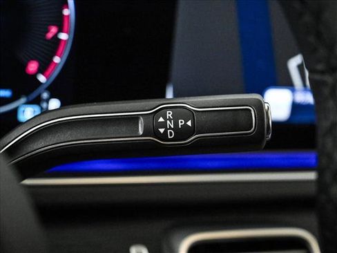 Used 2026 Mercedes-Benz GLS 450 4MATIC image 12