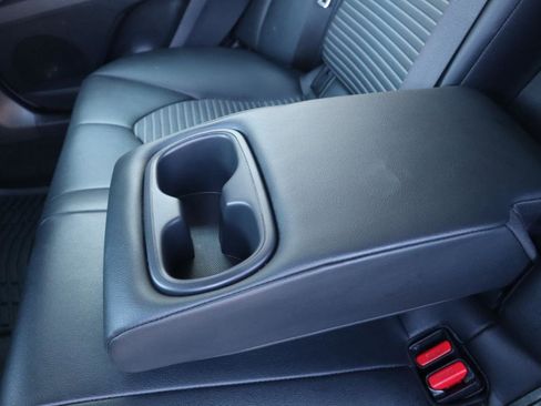 Used 2019 Toyota Camry SE w/ Carpet Mat Package image 42