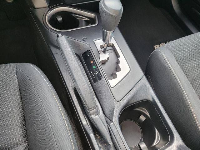 Used 2018 Toyota RAV4 XLE AWD/4WD image 26