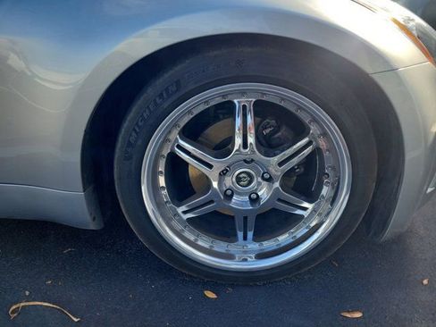 Used 2003 Nissan 350Z Coupe RWD image 2