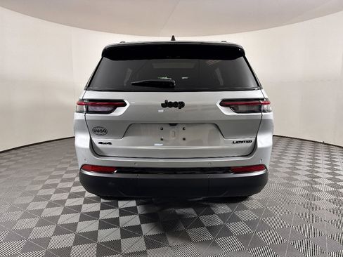 New 2025 Jeep Grand Cherokee L Limited w/ Black Appearance Package AWD/4WD image 12
