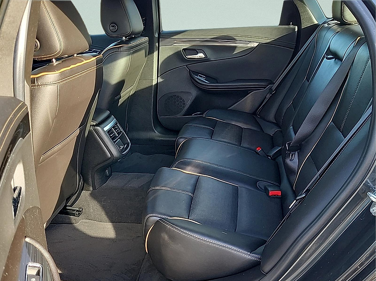 Used 2019 Chevrolet Impala Premier FWD image 12